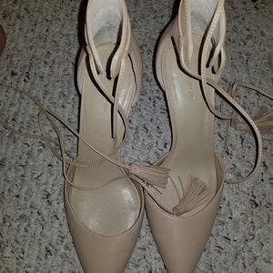 Ann Taylor Nude Wrap Pumps